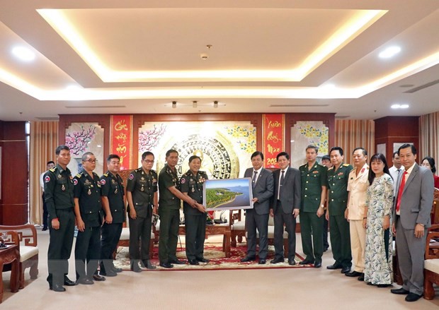 Đoàn công tác của Campuchia, Lào thăm, chúc Tết cổ truyền Việt Nam