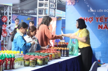 Chợ Tết Công đoàn 2023 cho công nhân lao động Hà Nội