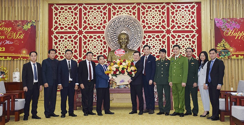 3 tỉnh nước bạn Lào thăm và chúc Tết Nguyên đán Quý Mão 2023 tại tỉnh Nghệ An
