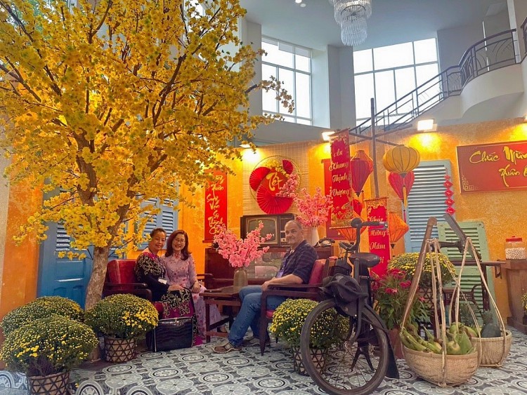 Kiều bào phấn khởi đón Tết quê hương sau hai năm gián đoạn vì dịch Covid 19