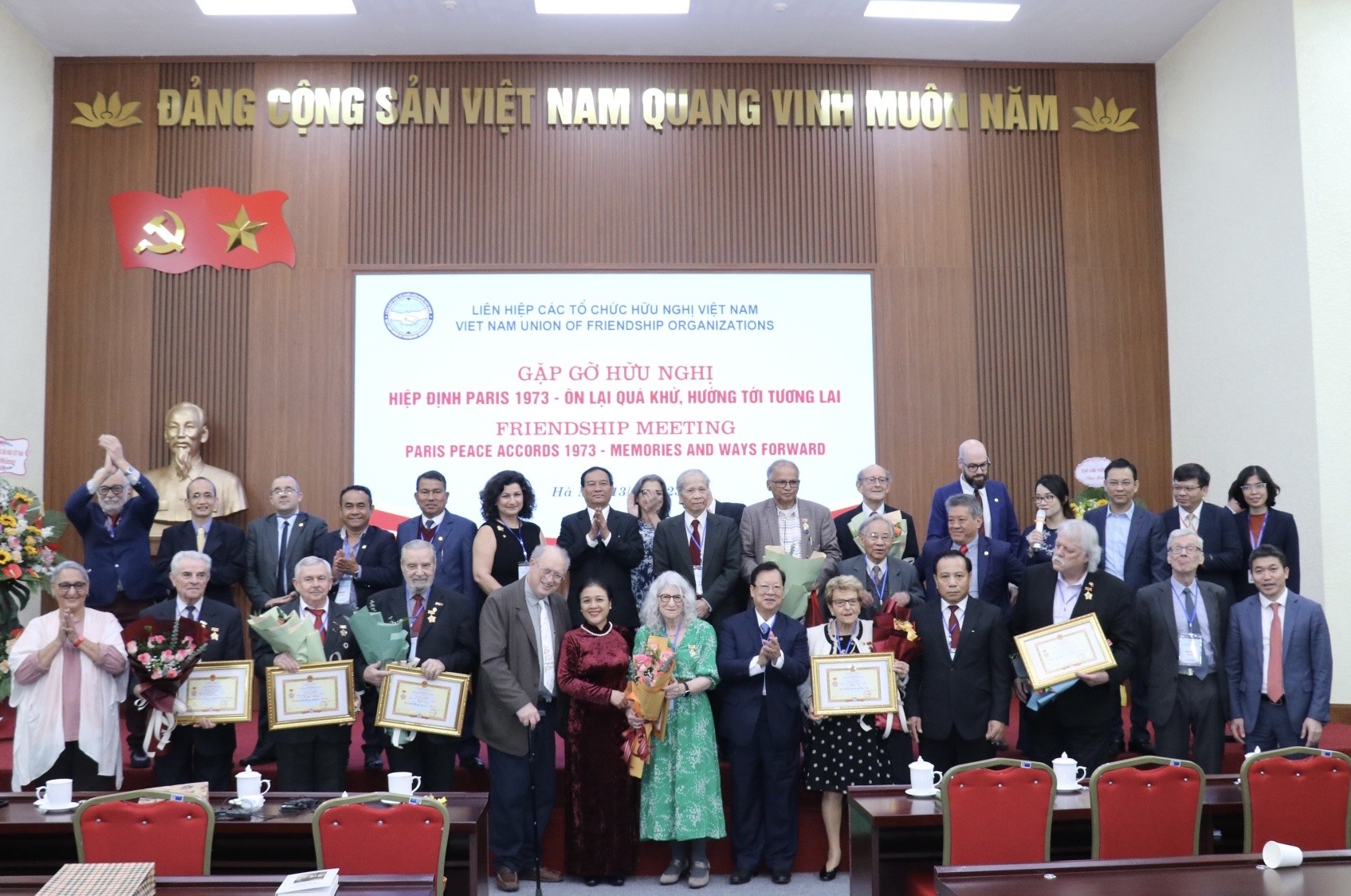 Việt Nam luôn khắc ghi trong tim tình đoàn kết quốc tế cao cả