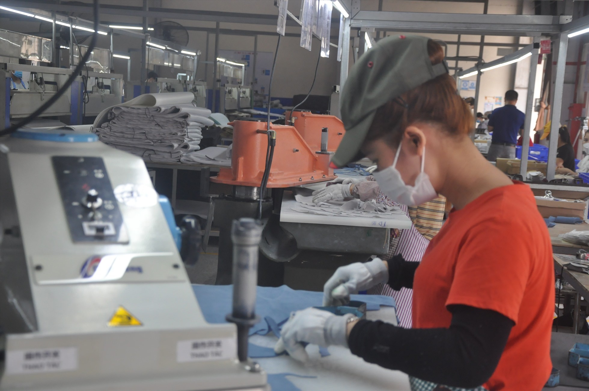 Người lao động được hưởng chế độ bồi dưỡng bằng hiện vật (Ảnh minh hoạ: Lao động).