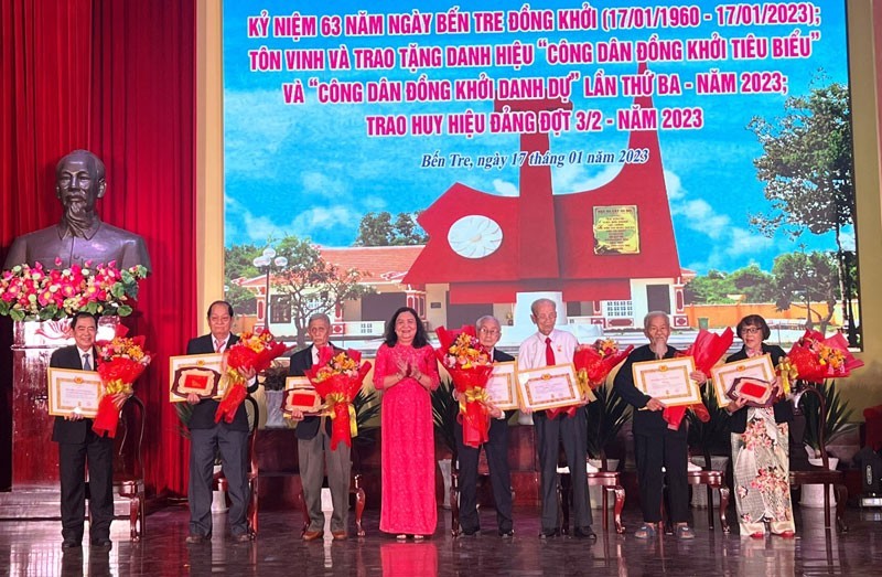 Kỷ niệm 63 năm Ngày Bến Tre Đồng khởi