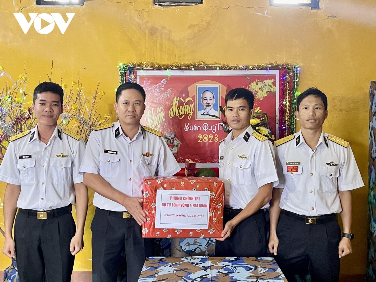 Người lính trên đảo Bình Ba: Đảm bảo an toàn từ hướng biển cho đất liền đón Xuân