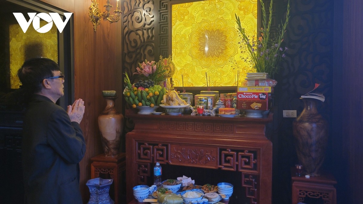 Bữa cơm tất niên chiều 30 Tết gắn kết tình thân trong mỗi gia đình Việt