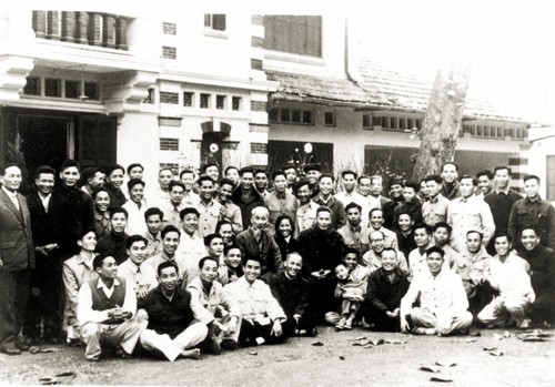 Những hình ảnh lịch sử của Tết Quý Mão 1963 Những hình ảnh lịch sử của Tết Quý Mão 1963