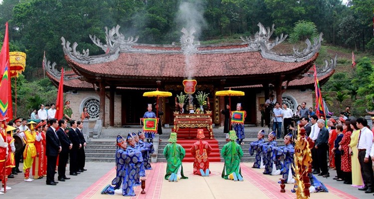 Top 9 điểm đến lý tưởng cho dịp du xuân lễ hội đầu năm - BestPrice