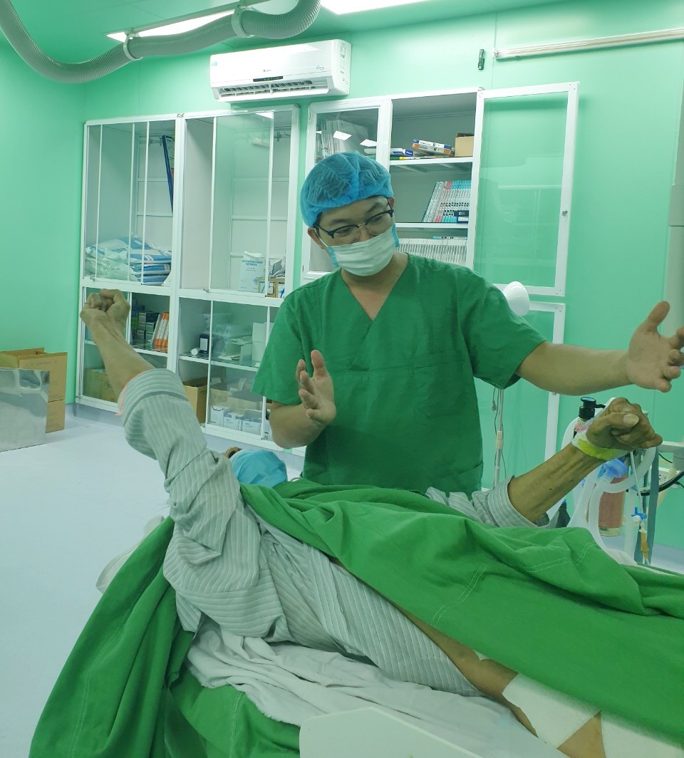 Bệnh viện Đa khoa Trung ương Cần Thơ đạt chuẩn chất lượng vàng từ Hội Đột quỵ Châu Âu