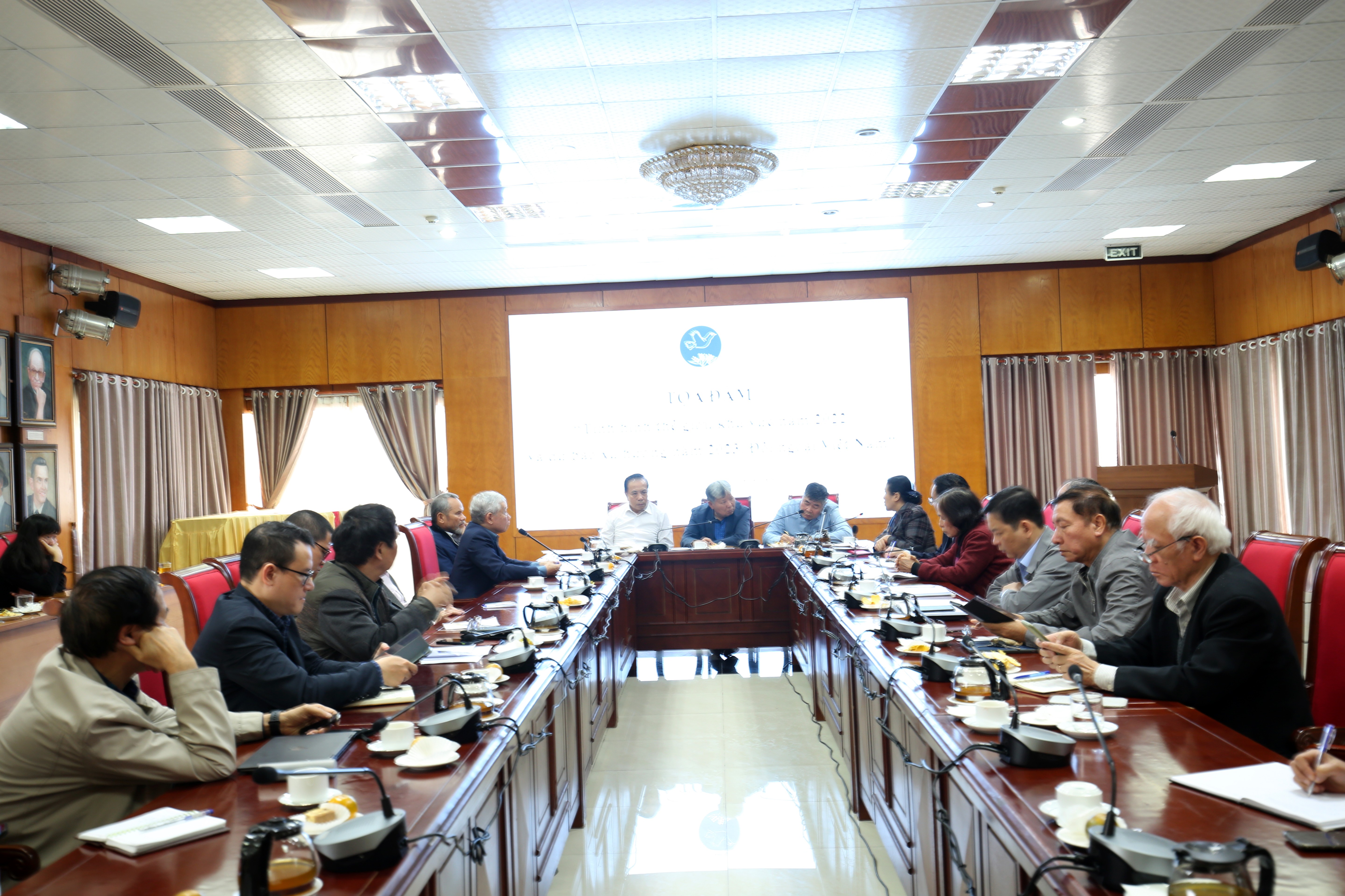 Tọa đàm tình hình thế giới, khu vực năm 2022 và dự báo xu hướng năm 2023