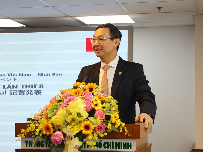 Giám đốc Sở Ngoại vụ TP Trần Phước Anh thông tin về Lễ hội Việt - Nhật lần thứ 8 (Ảnh: Trung tâm báo chí TP.HCM).