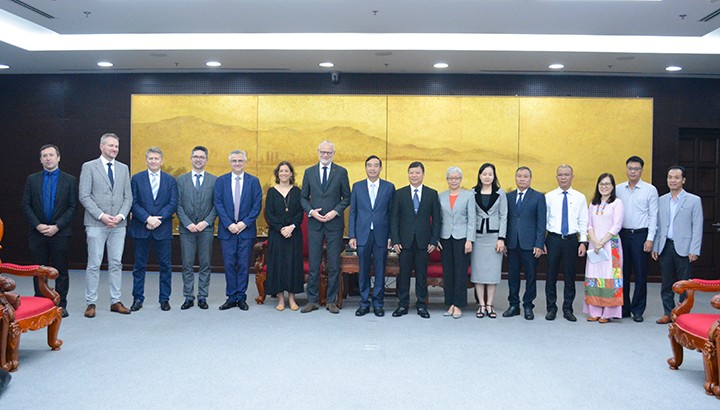 Thúc đẩy quan hệ hữu nghị và hợp tác giữa Le Havre (Pháp) và Đà Nẵng trên nhiều lĩnh vực