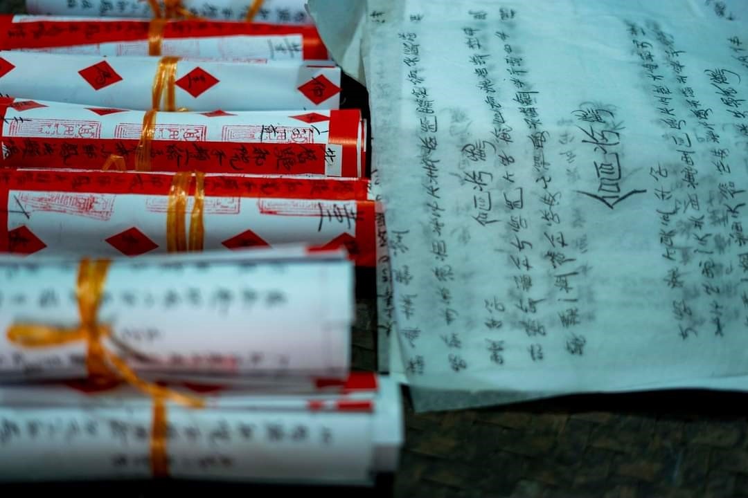 Đầu Xuân đi học chữ Nôm Dao