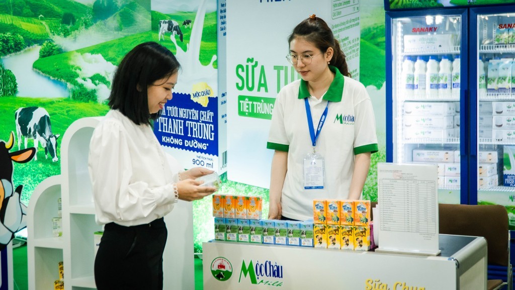 Triển lãm có sự tham gia của 200 gian hàng từ hơn 50 đơn vị của hơn 10 quốc gia.