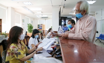Năm 2023: Lao động nữ nghỉ hưu ở tuổi 56