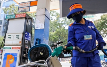 Bộ Kế hoạch và Đầu tư đồng quan điểm không quy định chiết khấu trong bán lẻ xăng dầu