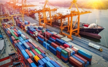 Xuất nhập khẩu phục hồi sau kỳ nghỉ Tết, xuất siêu gần 1,7 tỷ USD