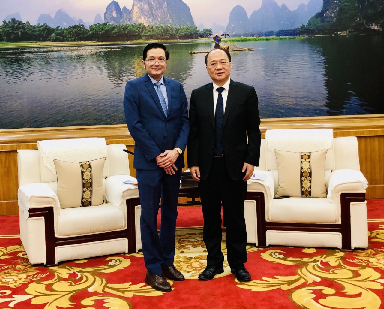 Tăng cường hợp tác giáo dục, y tế, giao lưu nhân dân giữa Việt Nam với tỉnh Quảng Tây (Trung Quốc)