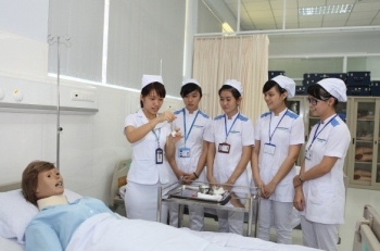 Vừa học vừa được trả lương điều dưỡng tại Đức