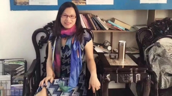 Dịch giả Trung Quốc chuyển ngữ tiểu thuyết "Số Đỏ": Đàn ông có nhiều cái ghen giống nhau!