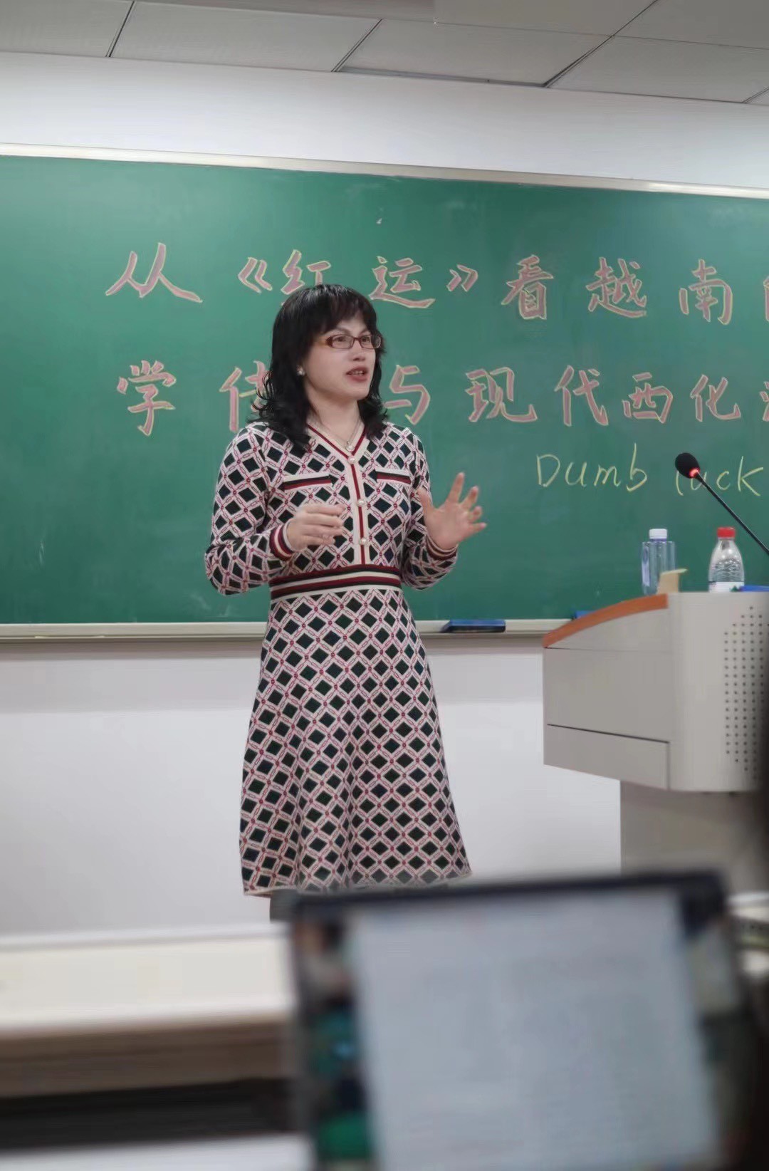 "Tôi thấy có trách nhiệm giới thiệu nhiều tác phẩm Việt hơn nữa đến độc giả Trung Quốc"