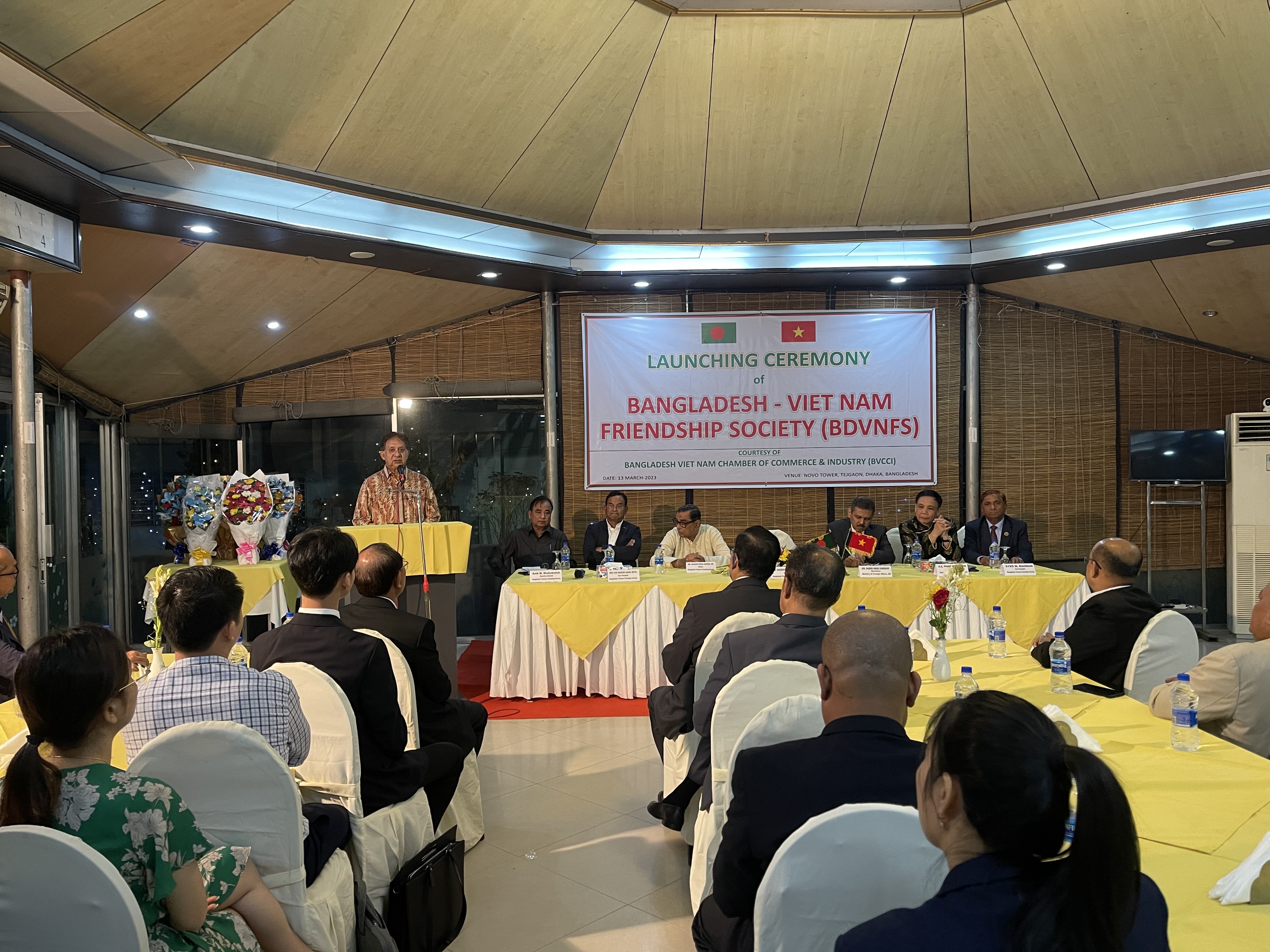 Đại sứ Shamsher M. Chowdhury, BB, Chủ tịch Hội hữu nghị Bangladesh - Việt Nam
