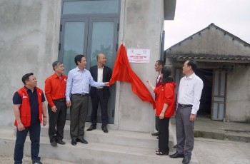 Quảng Trị bàn giao 100 căn nhà cho ngư dân nghèo, khó khăn