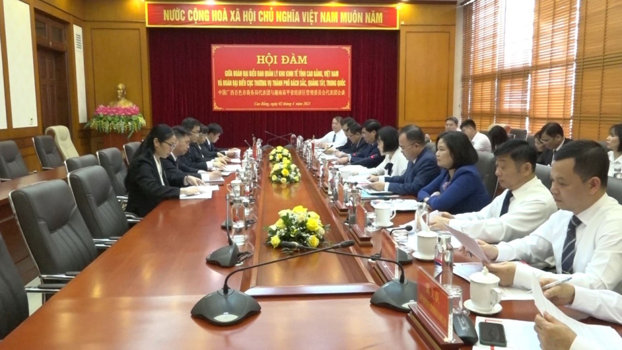 Thúc đẩy hợp tác giữa Cao Bằng và Bách Sắc (Trung Quốc)
