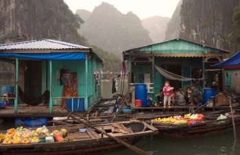 Làng chài Cửa Vạn nằm trong danh sách 16 điểm đến ven biển đẹp nhất thế giới