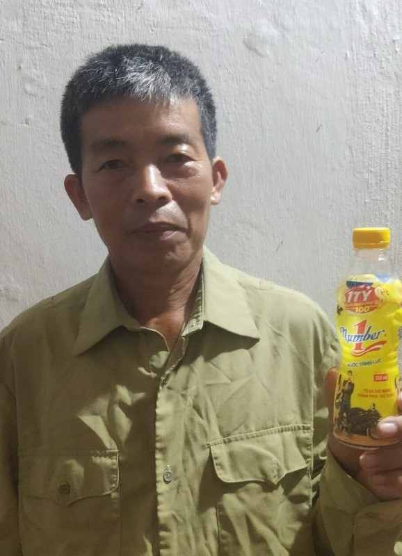 Gặp lại thợ bánh mì và người phụ hồ sau 1 năm trúng thưởng trở thành triệu phú nhờ giải khát với Number 1