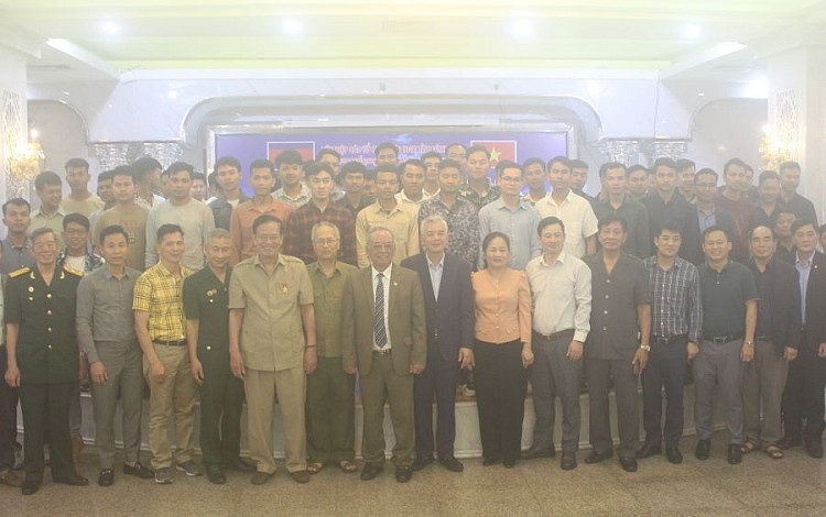 Gặp mặt lưu học sinh Campuchia nhân dịp Tết cổ truyền Chôl Chnăm Thmây năm 2023