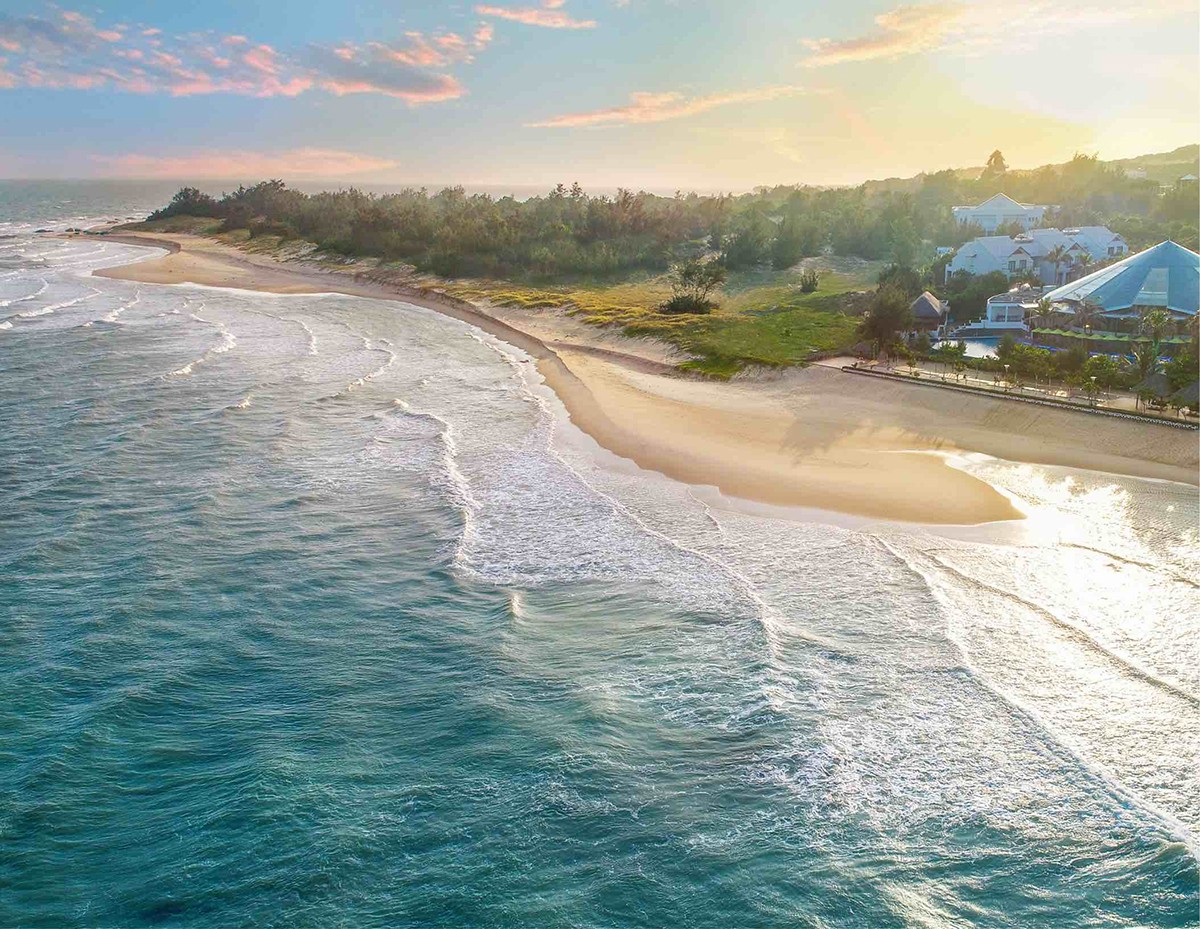 (Ảnh: Carmelina Beach Resort)