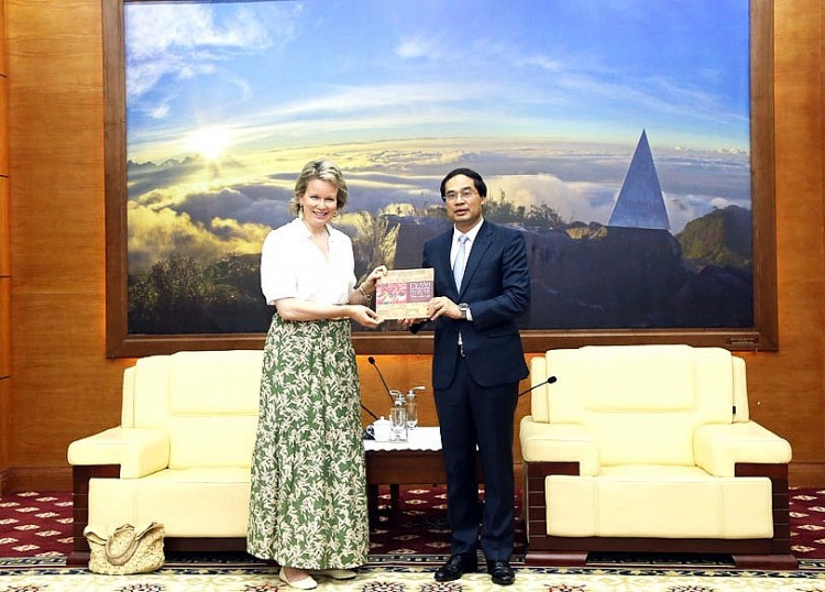 Lào Cai mong muốn Quỹ UNICEF tiếp tục hợp tác về giáo dục, y tế