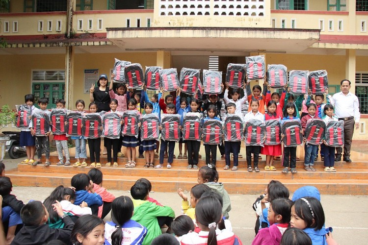Friends of Project RENEW mong muốn góp phần khắc phục hậu quả chiến tranh tại Quảng Ngãi, Kon Tum