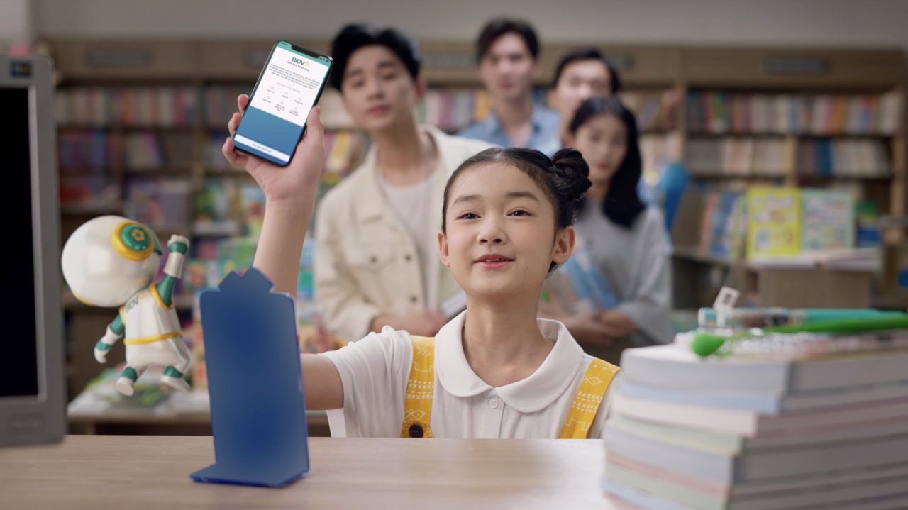 Người bạn đồng hành đến từ tương lai của trẻ em