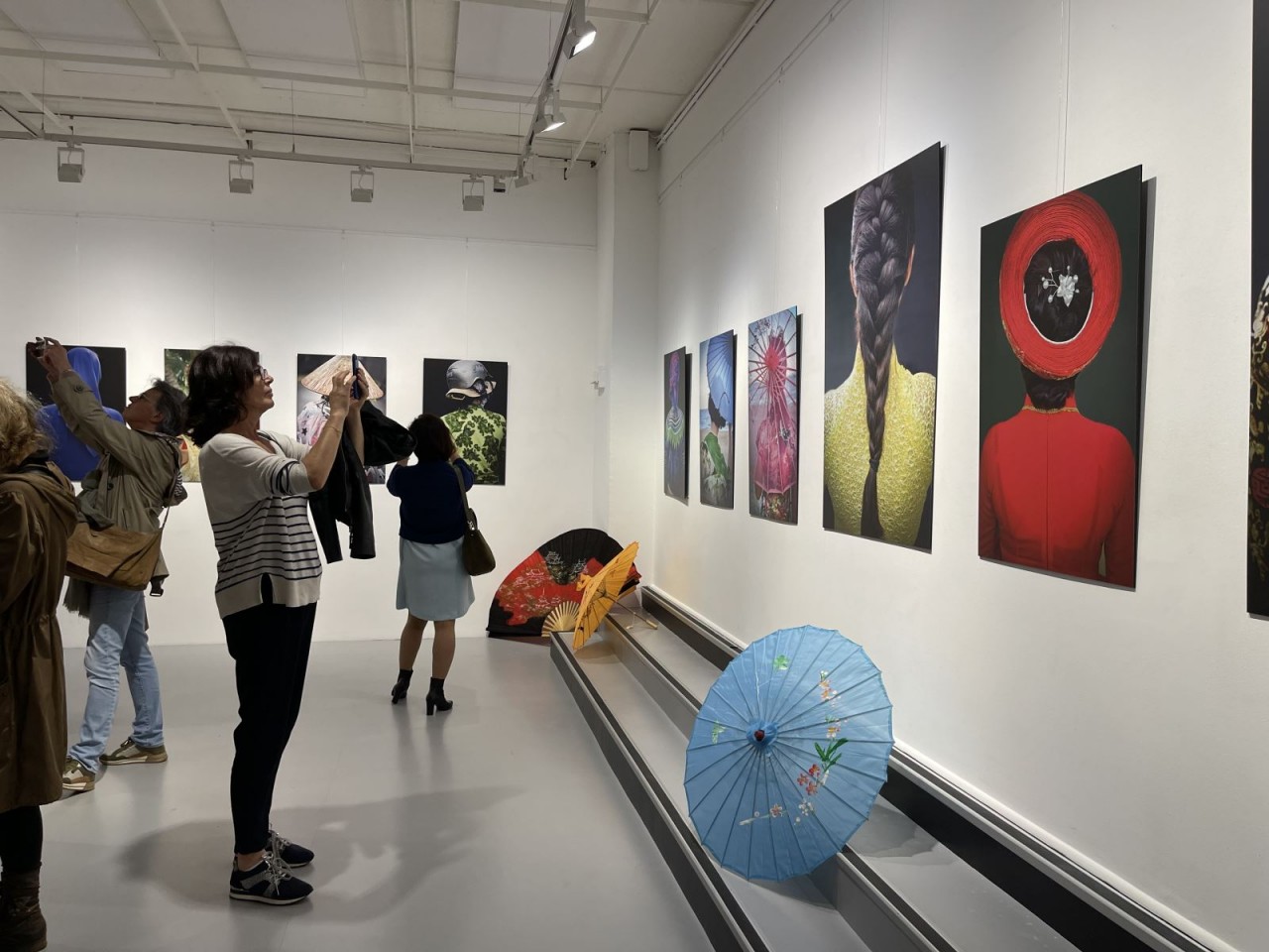 Vẻ đẹp phụ nữ Việt "tỏa sáng" ở Nantes, Pháp