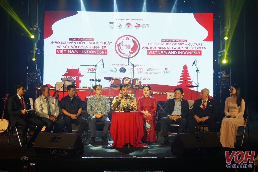 Các khách mời tham gia tọa đàm doanh nghiệp Việt Nam - Indonesia (Ảnh: VOH)
