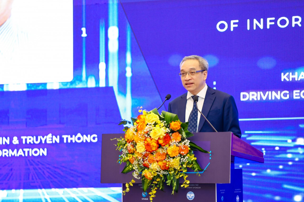 Thứ trưởng Bộ Thông tin và Truyền thông Phan Tâm.