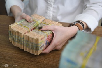 Liên hoàn tác động chính sách, lãi suất cho vay có thể giảm?