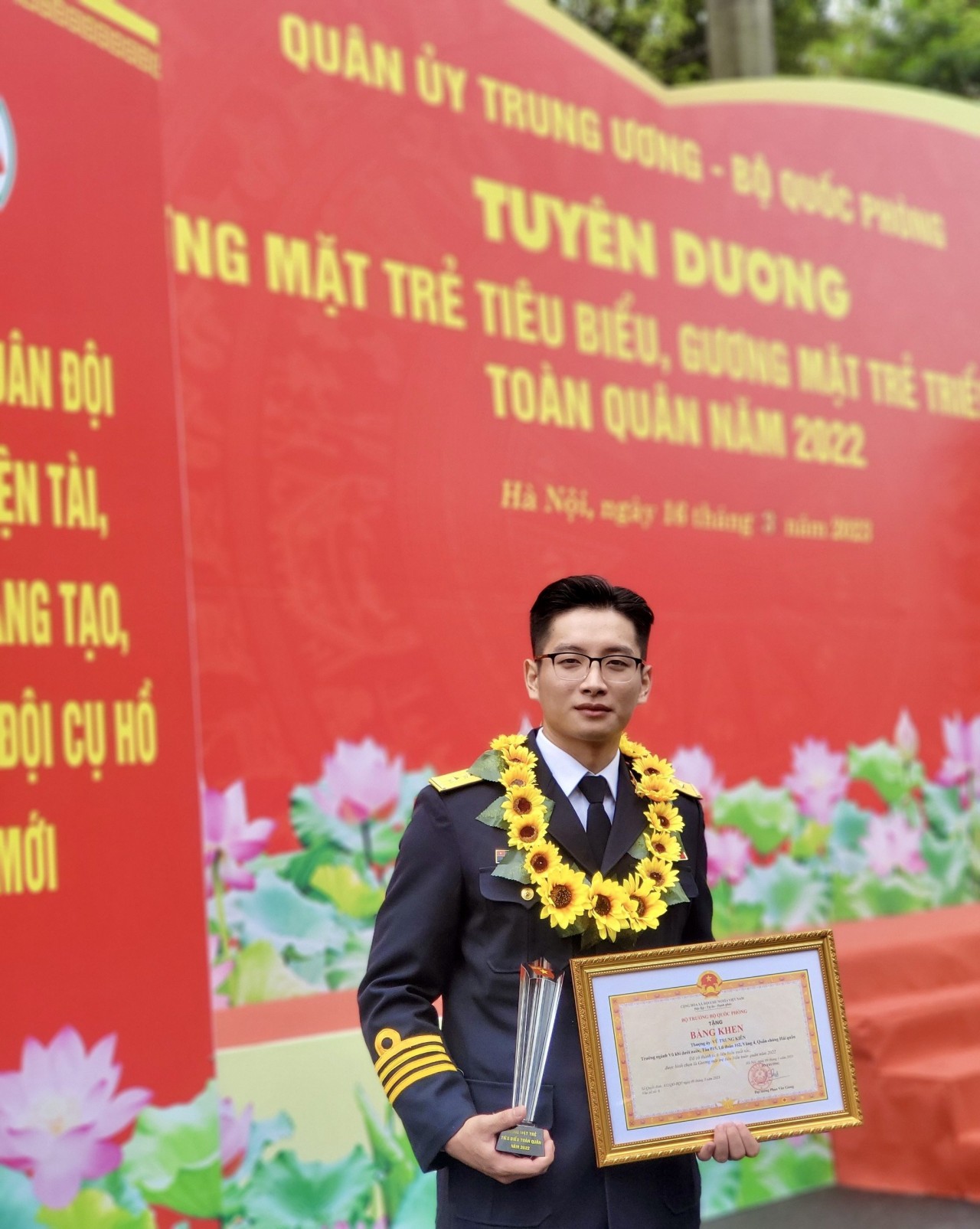 Chiến sỹ Hải quân luôn nỗ lực trong mọi nhiệm vụ