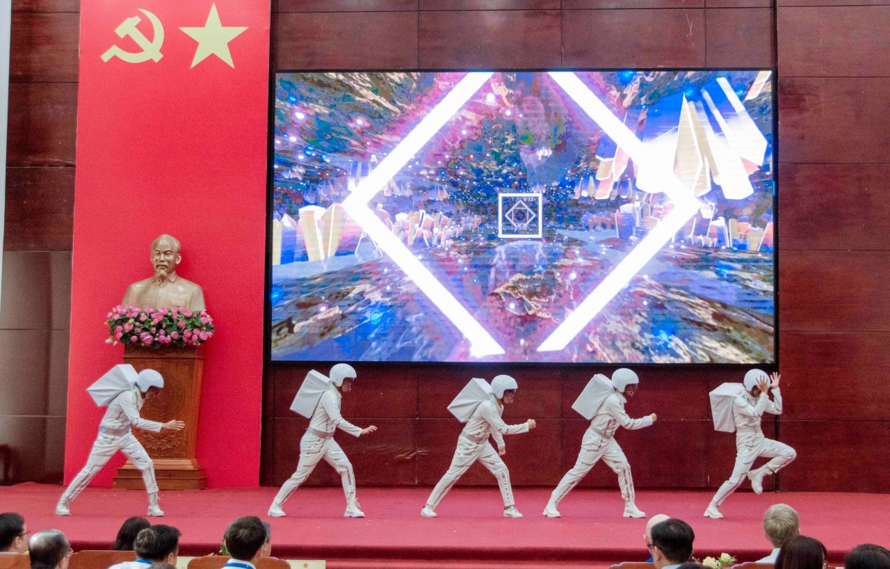 Tuổi trẻ ĐBSCL có cơ hội tìm hiểu về lĩnh vực khoa học công nghệ, không gian vũ trụ.