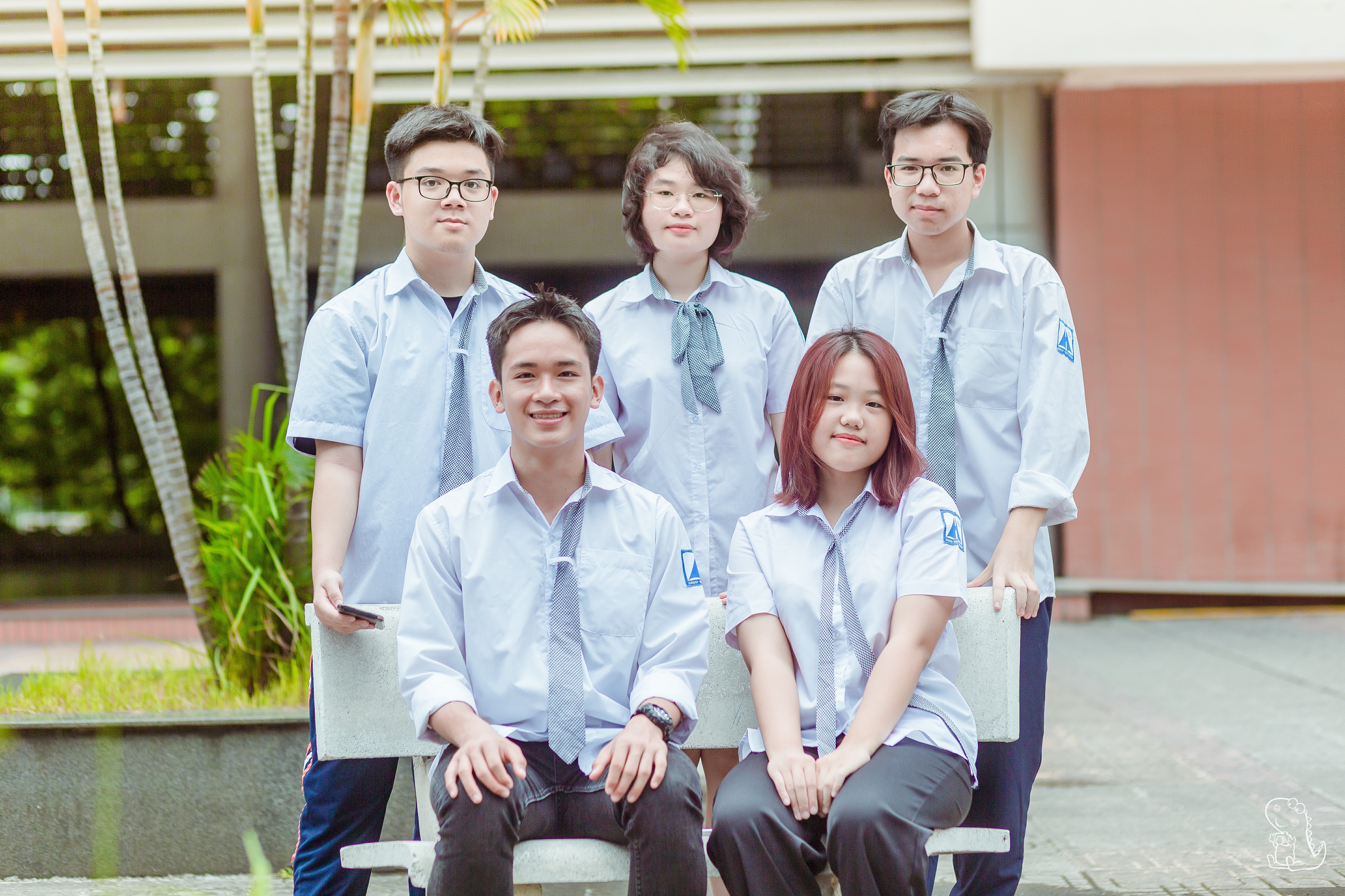 5 học sinh lớp 11 trường Hà Nội - Amsterdam