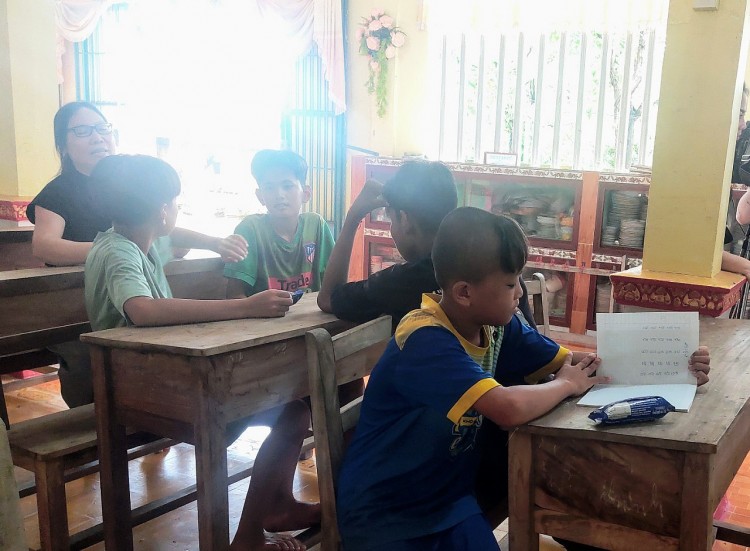 Hè sôi động của các lớp học chữ Khmer
