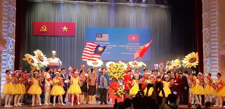 Nhiều lao động Việt Nam góp phần vào sự tăng trưởng của Malaysia