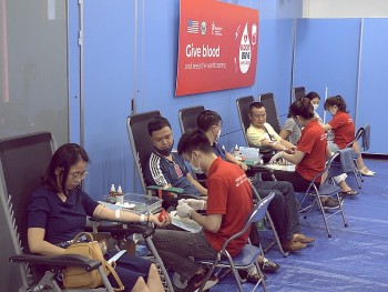 Nghĩa cử hiến máu "giữ thế giới cùng nhịp đập"