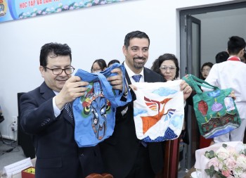 Triển lãm ảnh, chiếu phim giới thiệu đất nước, văn hóa, con người Chile tại Việt Nam
