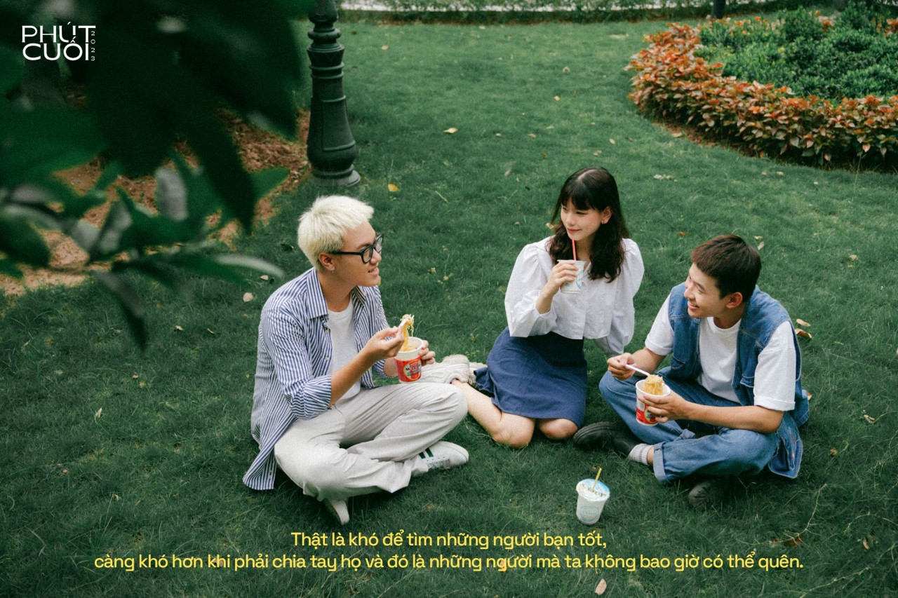 Ngắm nhìn khoảnh khắc thanh xuân rực rỡ với bộ ảnh “Trạm”