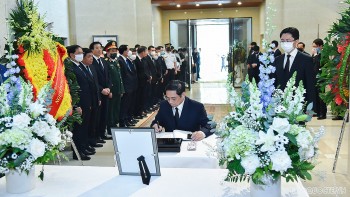 Những quy định chung về thư, điện mừng, điện chia buồn, thăm hỏi của lãnh đạo cấp cao