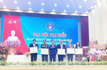 Thúc đẩy giao lưu nhân dân giữa tỉnh Lâm Đồng với các địa phương của Lào