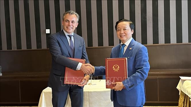 Phiên họp lần thứ 8 Ủy ban Liên Chính phủ Việt Nam - Hà Lan về thích ứng với biến đổi khí hậu và quản lý nước