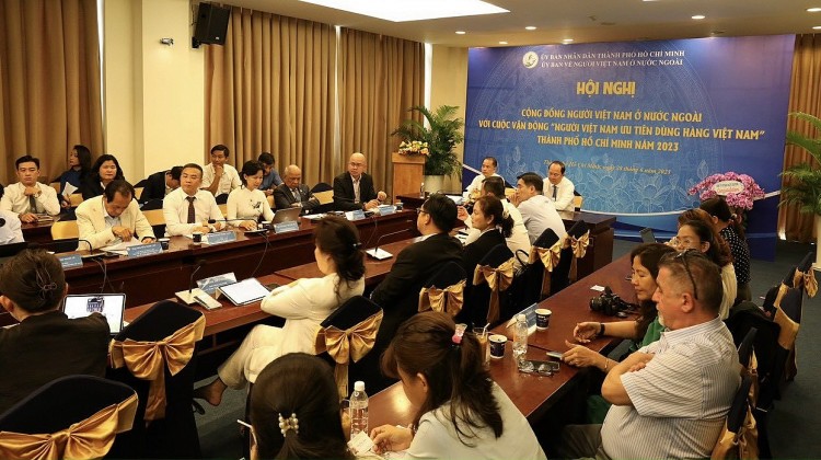 Đưa hàng Việt ra nước ngoài qua 